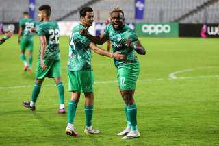 المصري يهزم المقاصة بثلاثية بالدورى...