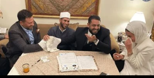 شاهد.. بكاء ماجد المصرى وابنته فى عقد قرانها