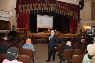 جامعة القاهرة تشهد محاضرة مشتركة...