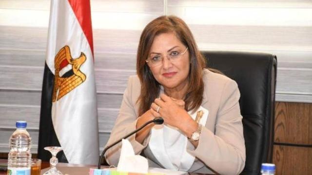 هالة السعيد: نراعي مصلحة العمال وأصحاب الأعمال في تطبيق الحد الأدنى للأجور