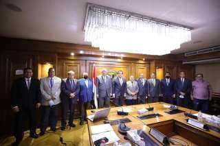 وزير التعليم العالي يعلن بدء...