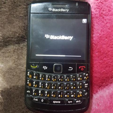 ”بلاك بيري” تنهي دعم أجهزتها بدءا من 4 يناير