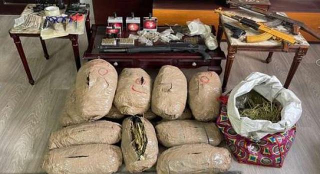 سقوط شخصين بالقاهرة بحوزتهما 938 لفافة من مخدر الحشيش بقصد الإتجار