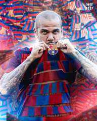 برشلونة يعلن تسجيل ألفيس في...