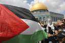فلسطين.. مستوطنون يقتحمون مقامات دينية...