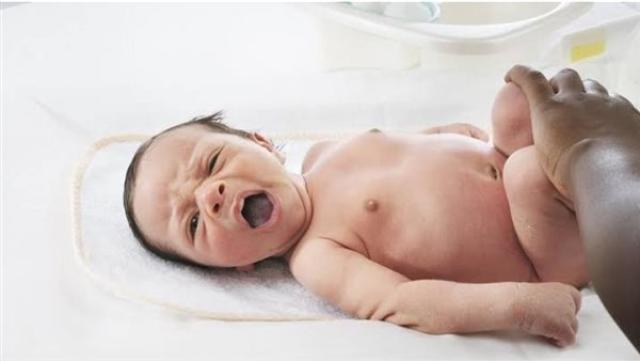علاج الامساك عند الرضع