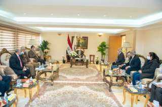 وزير الدولة للإنتاج الحربي يتفقد...