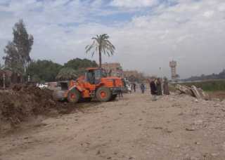 محافظ أسيوط يؤكد استمرار حملات...