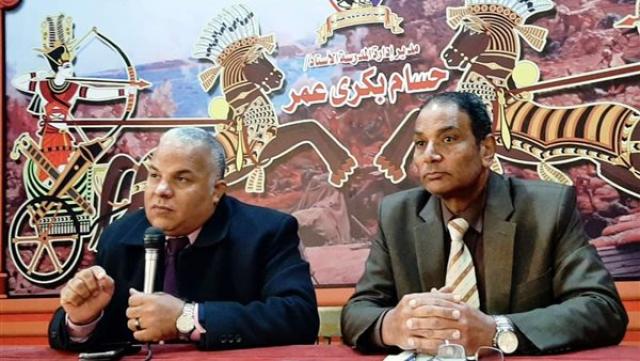 وكيل تعليم دمياط يناقش مع طلاب الثانوية العامة الاستخدام الأمثل للإنترنت