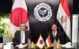 الرئيس التنفيذي لهيئة الاستثمار يبحث...