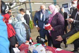 ”القبّاج” و”الزملوط” يتفقدان مجمع التمور...