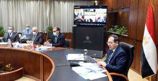 وزير البترول: النمو في قطاع...