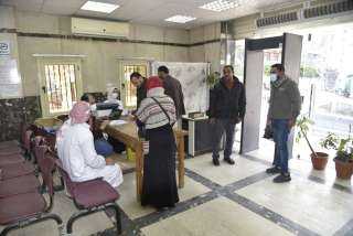 استمرار فعاليات حملة تطعيم العاملين...