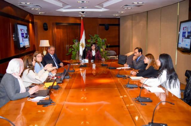 ”الهجرة” تطلق منصات تواصل لمبادرة ”رواد الأعمال المصريين في الخارج والأفارقة”