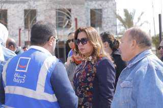 محافظ دمياط تبحث مخطط إنشاء...