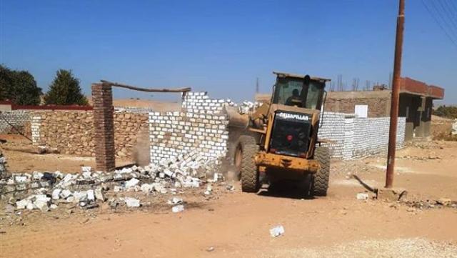 إزالة ١٦٢ حالة تعد بالبناء في الشرقية  