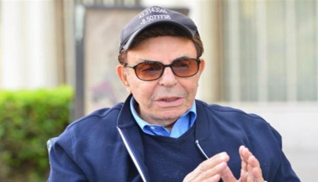 طارق الشناوي يكشف تفاصيل الحالة الصحية للفنان سمير صبري بعد نقله للمستشفى أمس