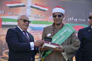 محافظ بورسعيد يشهد حفل ختام...