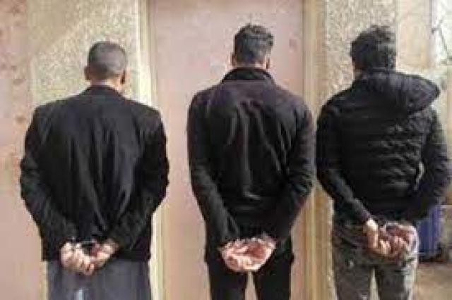 ضبط 3 عاطلين أثناء تشاجرهم مع قائد أتوبيس بشبرا