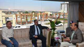 محافظ أسوان يلتقى بالرئيس الجديد...