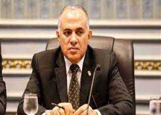 وزير الرى يبحث مع مبعوث...