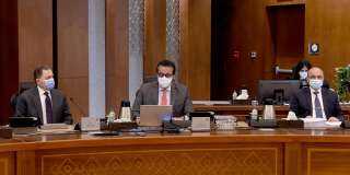 مجلس الوزراء يستعرض آخر مستجدات...