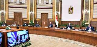 الرئيس السيسي يعقد اجتماع موسع...