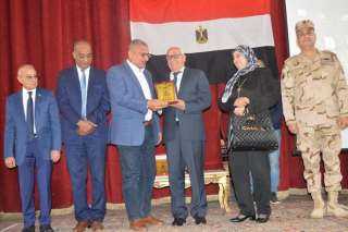 محافظ بورسعيد يشهد الندوة التثقيفية...