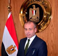 التمثيل التجاري يستضيف اجتماع اللجنة...