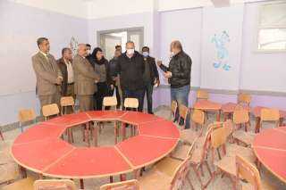 محافظ أسيوط يتفقد أعمال إنشاء...