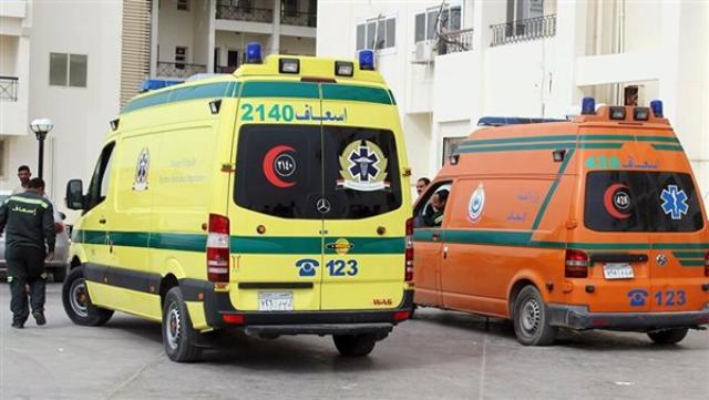 إصابة 5 أشخاص إثر انقلاب ميكروباص بالمعادي