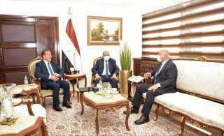 وزيرا التنمية المحلية والنقل يتابعان...