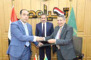 محافظ المنوفية يشهد توقيع بروتوكول...