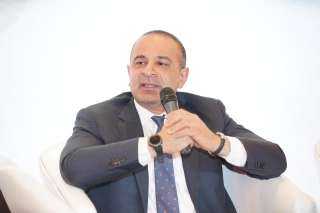 نائب وزيرة التخطيط يفتتح المؤتمر...