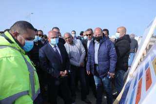 وزير النقل يتفقد  مشروع...
