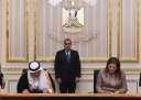 رئيس الوزراء يشهد مراسم التوقيع...