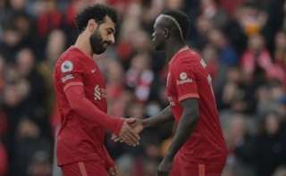 خروج محمد صلاح ونزول ساديو...