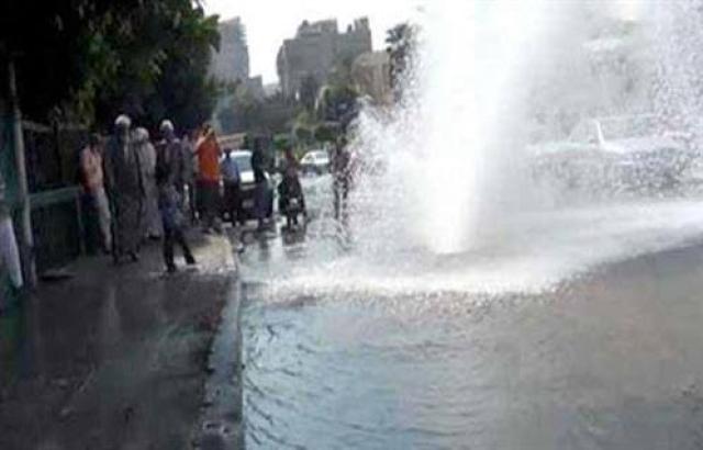 حوادث انفجار ماسورة مياه بشارع عبد المنعم رياض