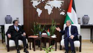 فلسطين تطالب سويسرا بالضغط على...