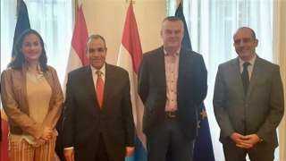 السفير المصري بـ بروكسل يبحث...