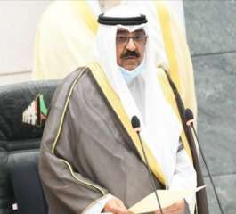 ولي عهد الكويت يتسلم خطاب...