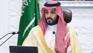 ولي العهد السعودي يستقبل مجلس...