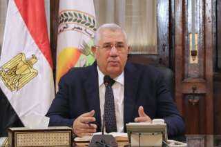 وزير الزراعة يوجه بتكثيف تواجد...