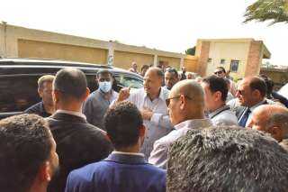 محافظ أسيوط يتفقد أعمال إنشاء...