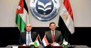 عبدالوهاب يستقبل وزير الاستثمار الأردنى...