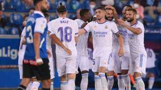 ريال مدريد يعلن إصابة مدافع...