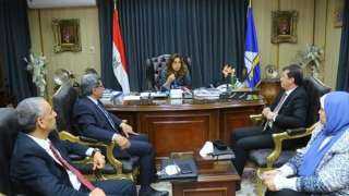 محافظ دمياط تستقبل وفد مركز...