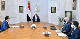 الرئيس السيسي يتابع المشروعات الحالية...
