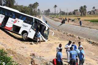 مصرع شخص وإصابة 2 آخرين...