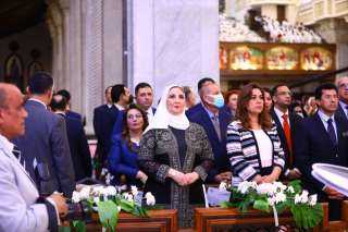 وزيرة التضامن الاجتماعي تزور الكاتدرائية...